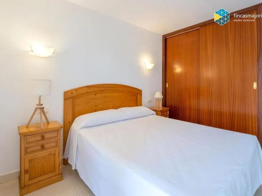 Апартаменты Apartamento Rosa Кала Бона